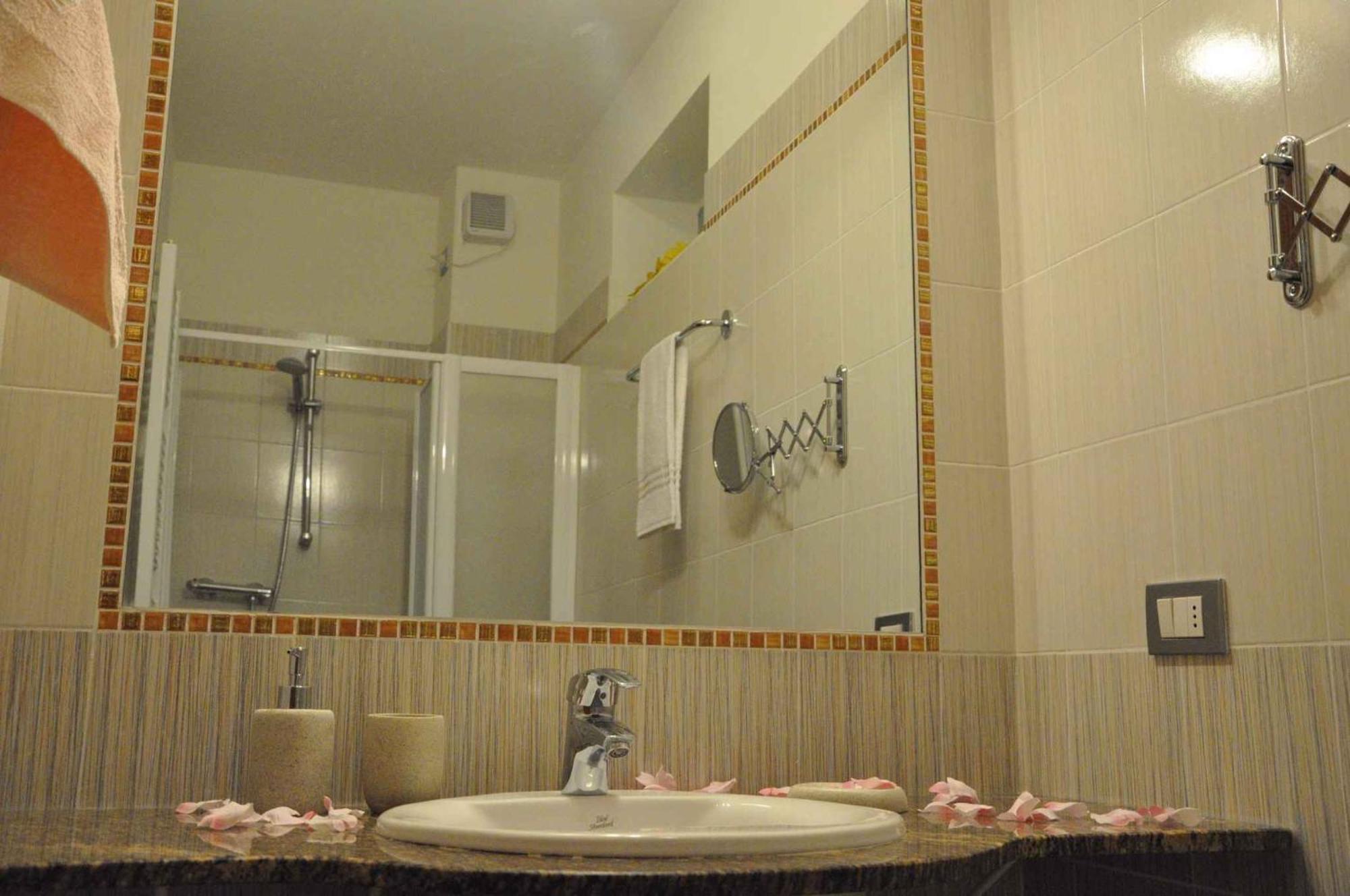 Apartments In Lazise - Gardasee 30250 Kültér fotó